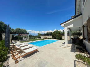 Villa Lia with pool and sea view